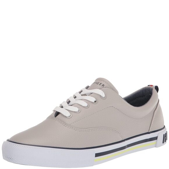 Tommy Hilfiger Paines Light Gray 11.5 D (M)